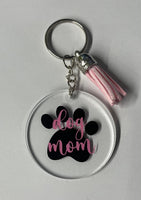 'Dog Mom' Keychain