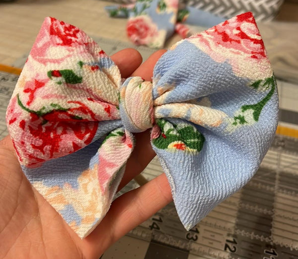 5 Inch Elastic Blue & Pink Floral Baby Bow